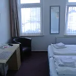 Hotel Am Kamin - Modern - Free Wifi - Parking 2*