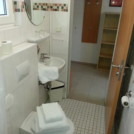 Hotel Am Kamin - Modern - Free Wifi - Parking