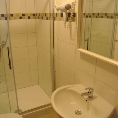 Am Kamin ホテル ドゥイスブルグ