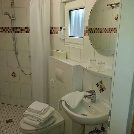 Am Kamin - Modern - Free Wifi - Parking Hotel 2*